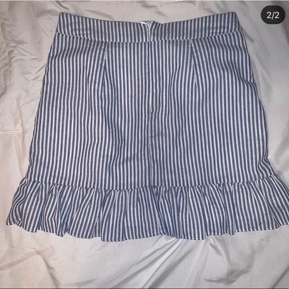 Stripped mini skirt - Picture 2 of 2